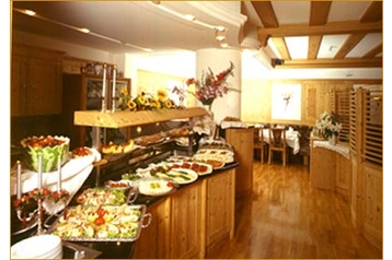 Италия Hotel San Cassiano, Екстериор